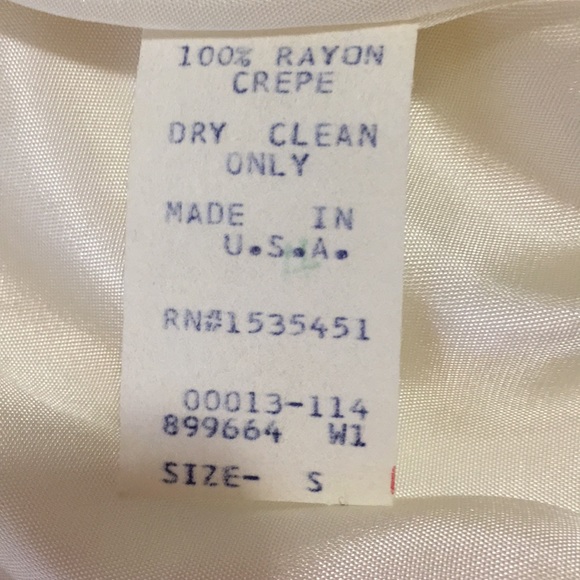 Vintage Oversized White Blazer with Shoulder Pads & Pastel Chiffon Detail (NWT) - Picture 9 of 9